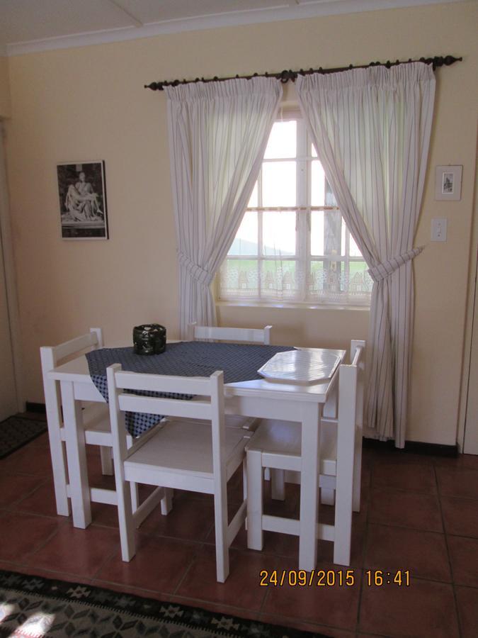 Villa-Roux Garden Cottage Franschhoek Exteriör bild